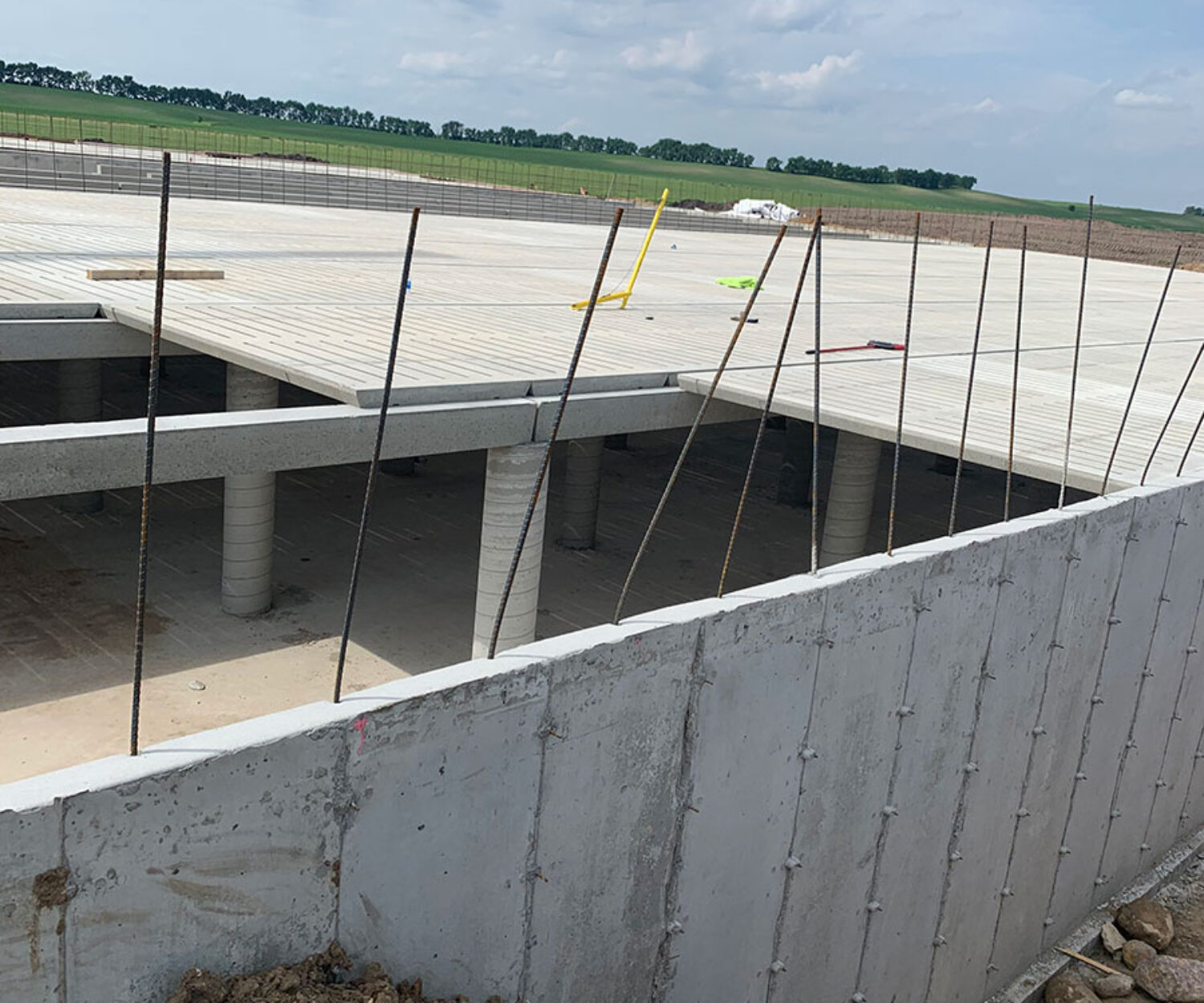 Crane Service for Hog Slats